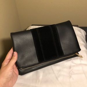 Fab fit fun clutch